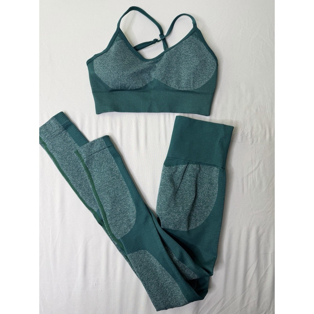 Women's Seamless Green Activewear Set Size Small
